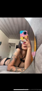 Baby i want you to touch me a little can you help me