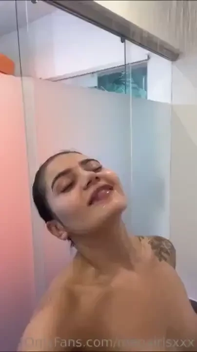 A shower with me 