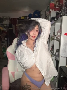 Can somebody message me and make me cum tonight or do i have to do it