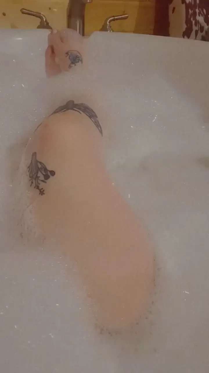 Got out of town last night jacuzzi bath in a cabin in the woods was 