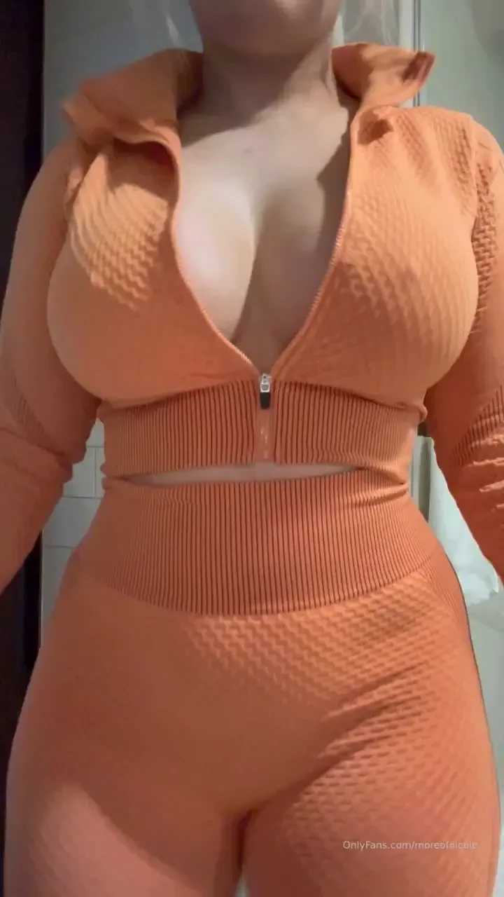 Tell me if you want this new gym clothes strip tease and explore all 