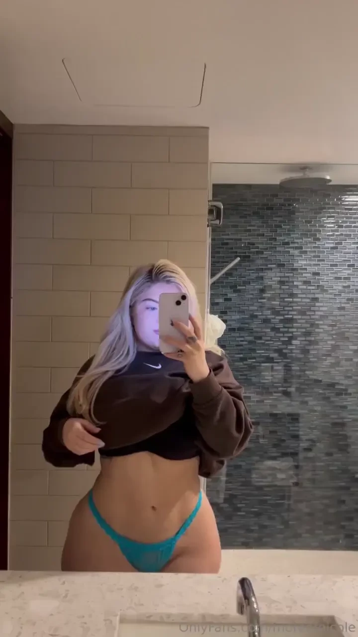 Would you consider me thick thin or slim thick 