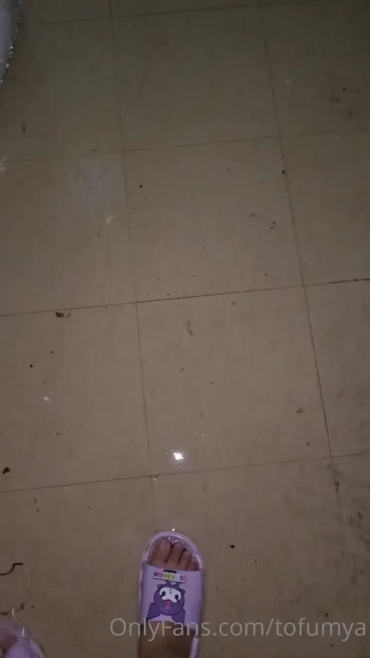 Hewwo bbies i got hit pretty hard with the typhoon it flooded in my 