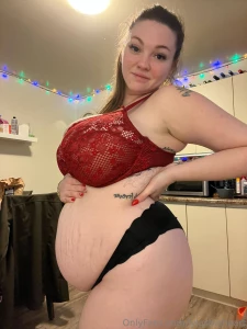 Want to see more skin sending a little album to your dm s now p s a