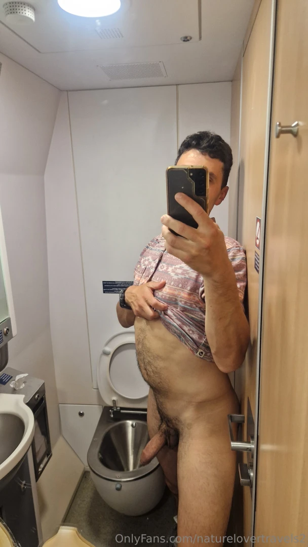 While travelling wanna travel with me 