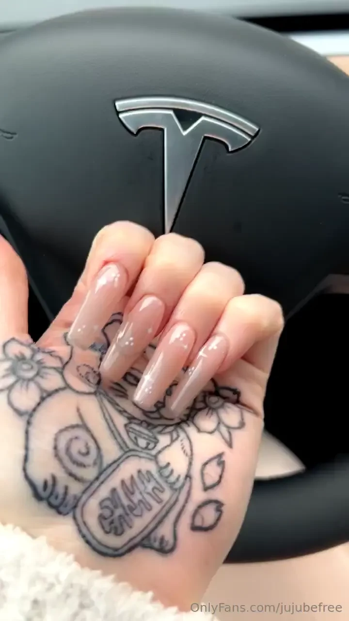 Happy birthday to meeee i m also nuts and had my palm tattooed on my 