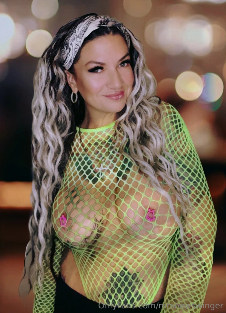 Do you like me blond or my natural dark hair 