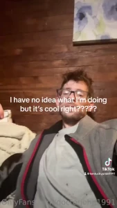 Follow me on til too just having a little fun shout out to my man