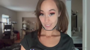 Domme christy telling daddy to stroke with her auego face