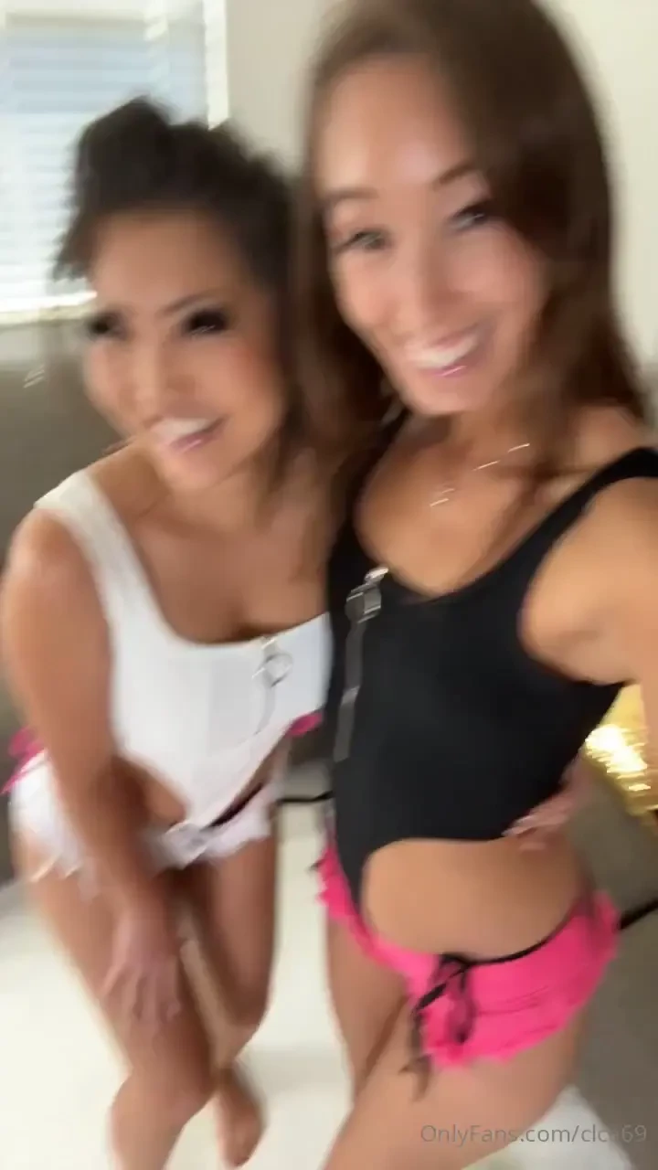 Look who i am with the beautiful tiakaidotcom 
