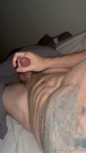 Been a minute since i ve posted enjoy this free vid of me cumming for