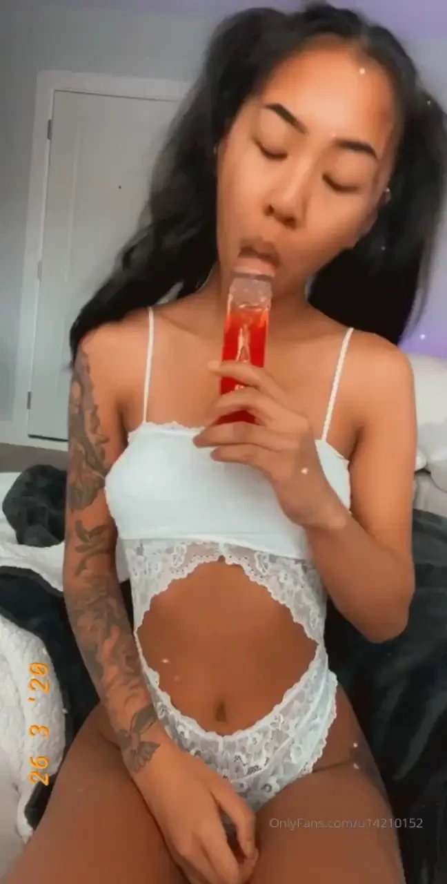 Join my premium to see me deep throat basic 10 plus 15 gold 20 cash 
