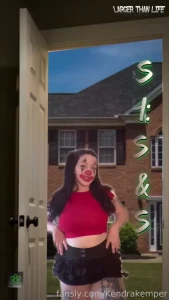 Halloween video giantess growth i show up at your door as a clown and