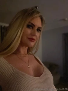 Happy saturday i m lonely solo fun it is