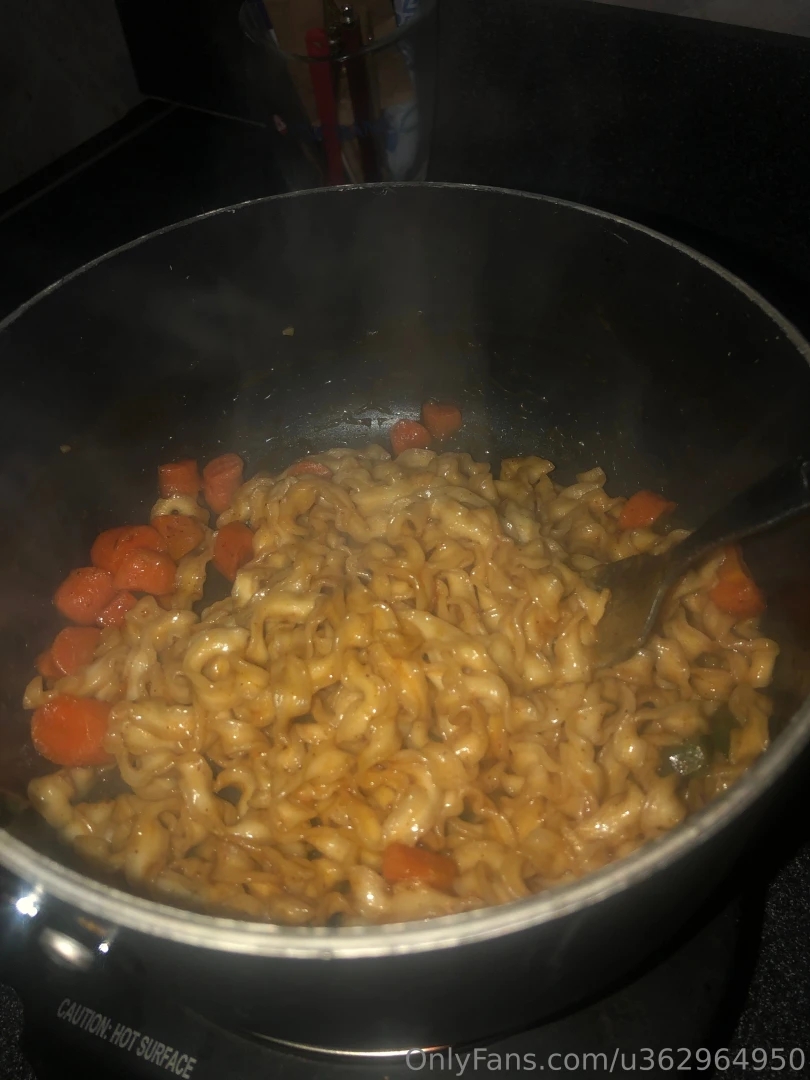 Squiggle wiggle noodles 