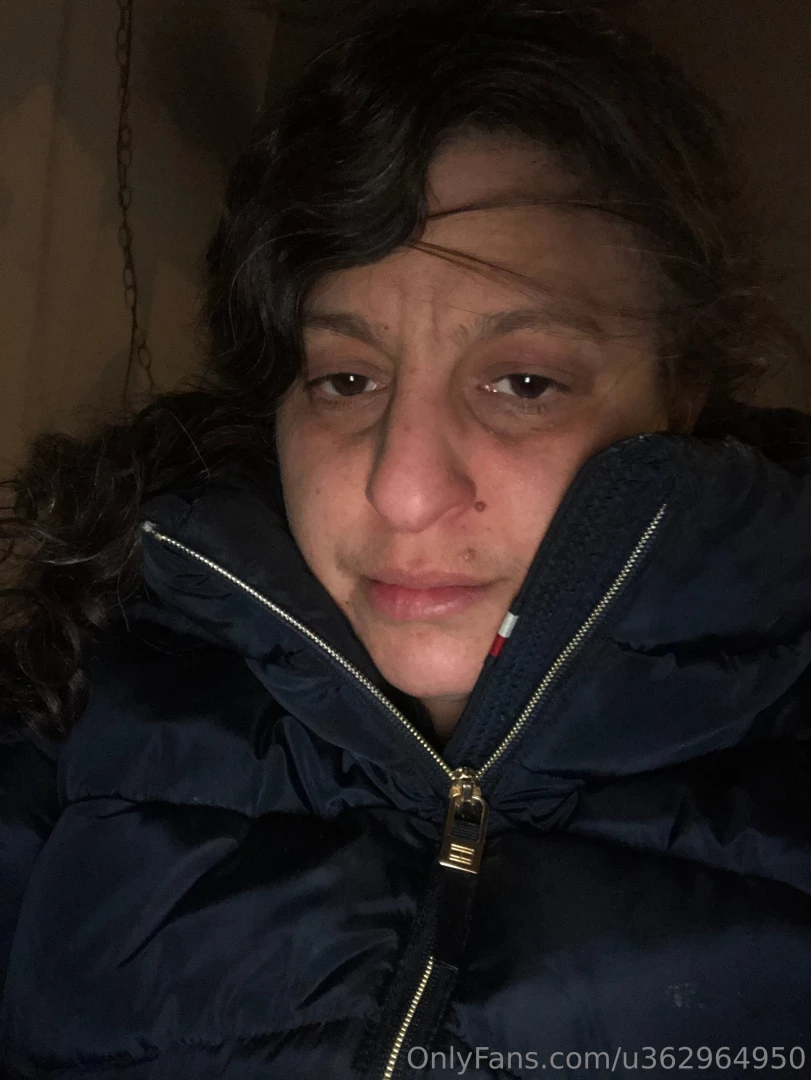 My pinched nerve fucking hurts 