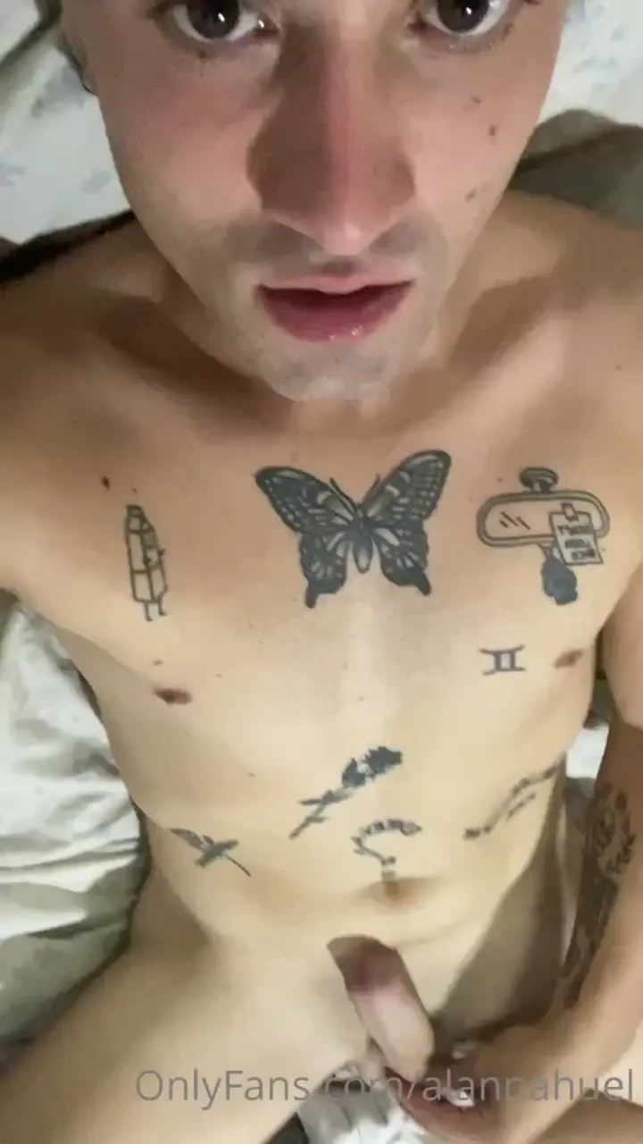 Ask me for the video throwing milk of more than 10 minutes dm onlyfans 