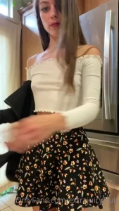 Do you like my outfit today check your dms to see me pull my shirt up