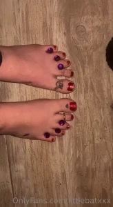Where s my men that love feet i painted them all nice for you now come