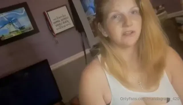 Special this weekend buy any of my content and get a free video pls if 