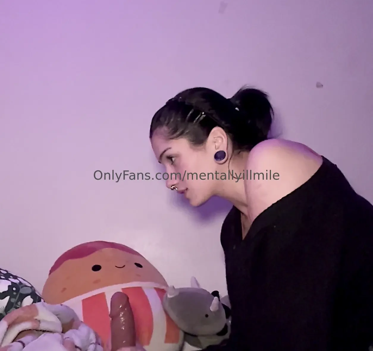 Mommy love jerking off your cock while making fun of you 