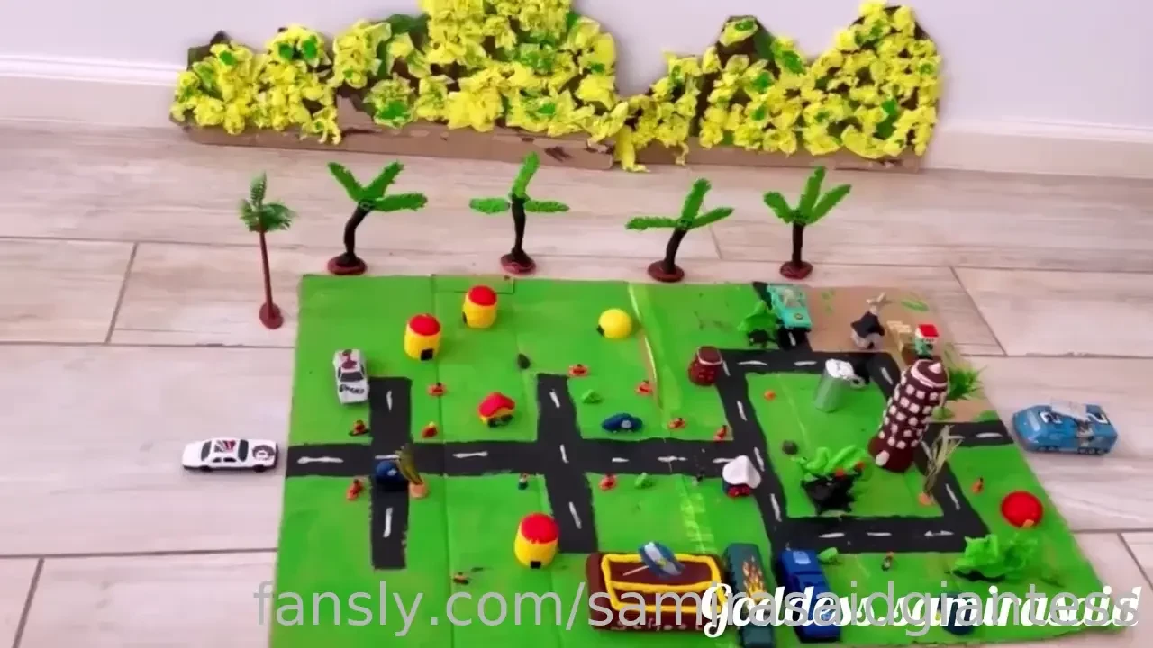 The mini city of samira is invaded by little soldiers giantessfetish 