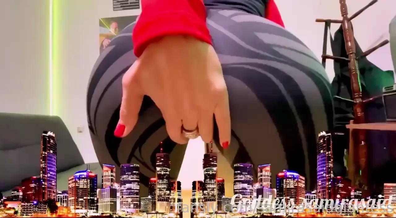 Samira destroys an entire city with her butt and her hands humiliates part 1 
