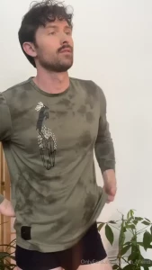 Fiine you can blow me showing off teasing some thick root and playing