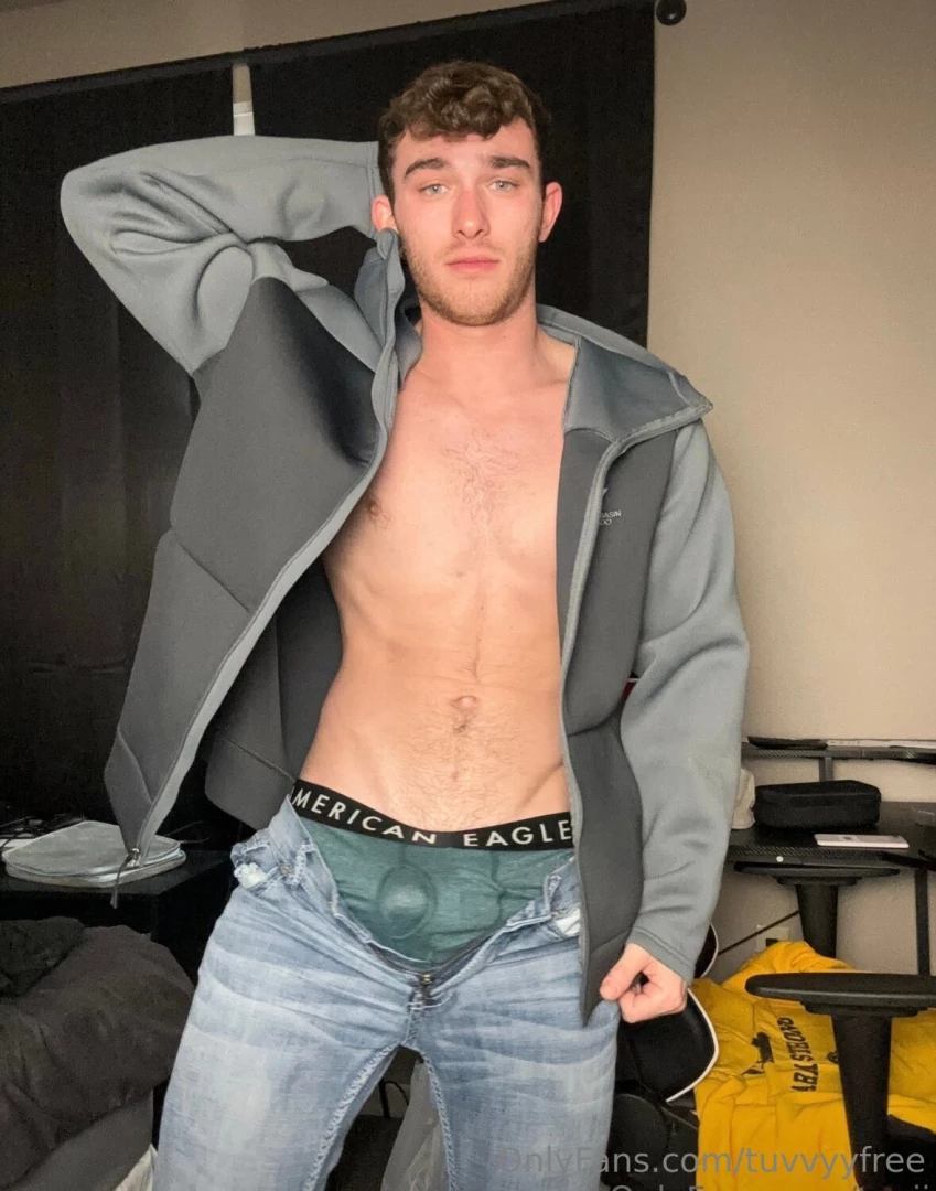 Need someone to give me a jerking hand 