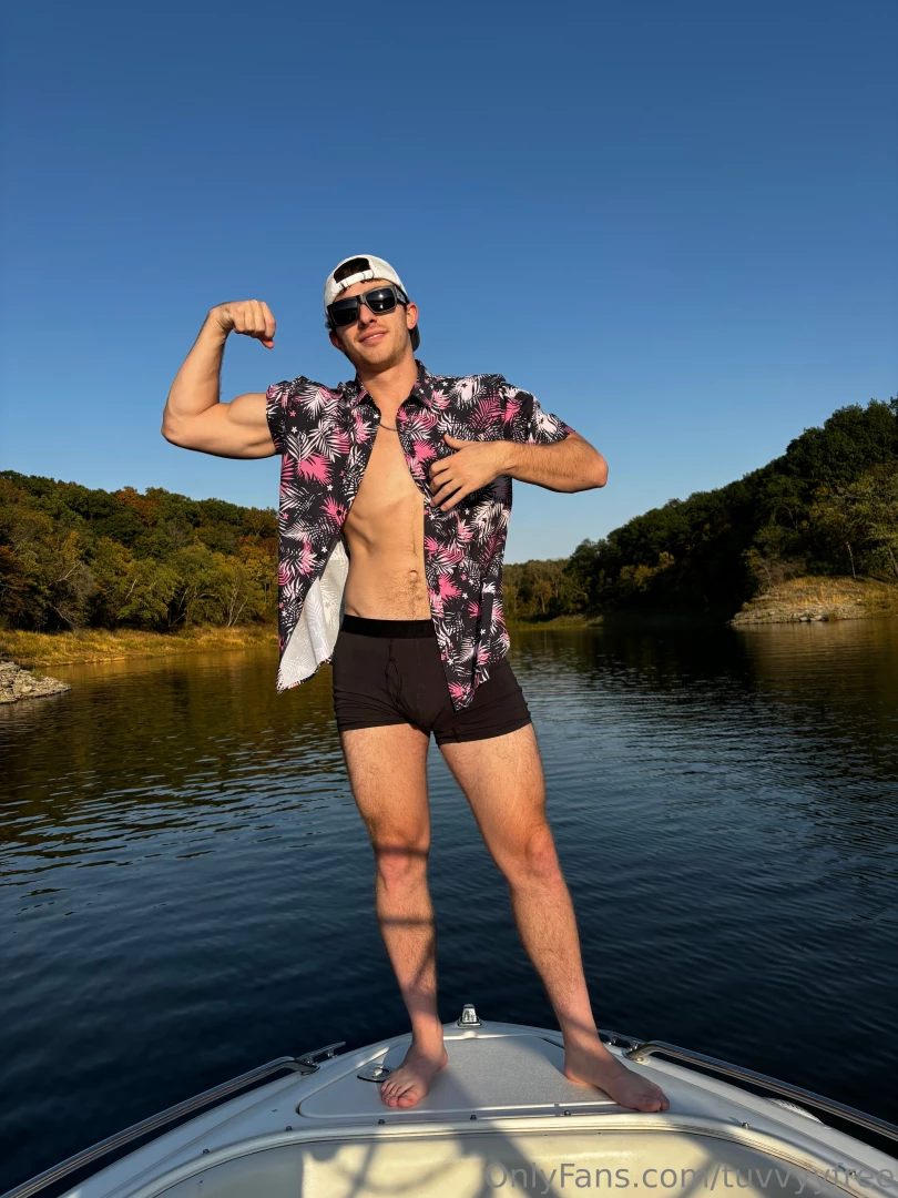 Can t wait for summer so i can jerk and fuck on the boat again 