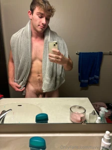 Your screen s not the only thing wet right now i want you to touch