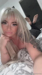 Just chillin cum say hi