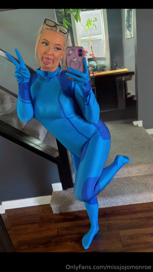 Who wants to see some cosplay from jojo 