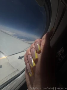 Airplane toes what would you do if you were sitting behind me and i part 3