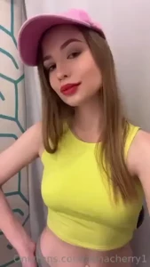 I feel sexy in any look today i m a bully and want to do something