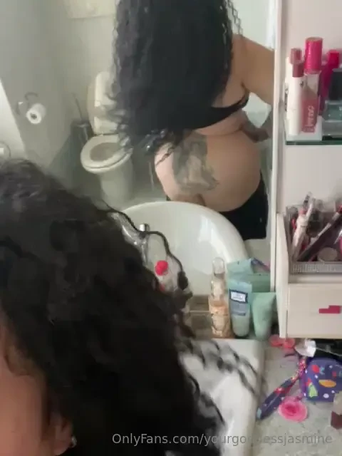 Team long or short hair 