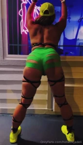 A big hump and a shake on this humpday