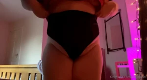 Queen of teasing want to undress the rest of me