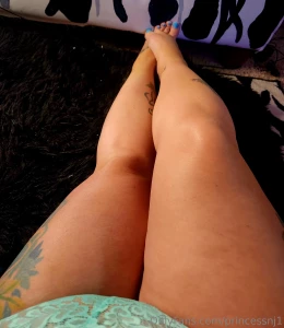 Happy freaky friday cum suck these pretty toes