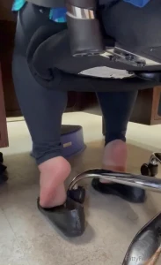 I hope you like this behind the chair pov bc this is the easiest way