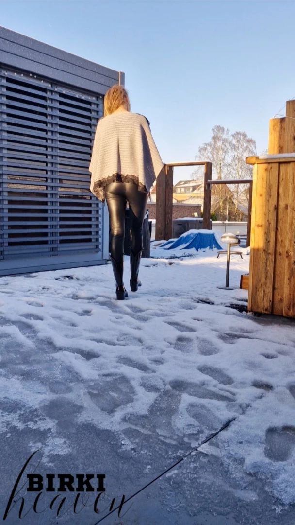 I fell with my new cowboy rubber boots just bent over in the snow now part 1 