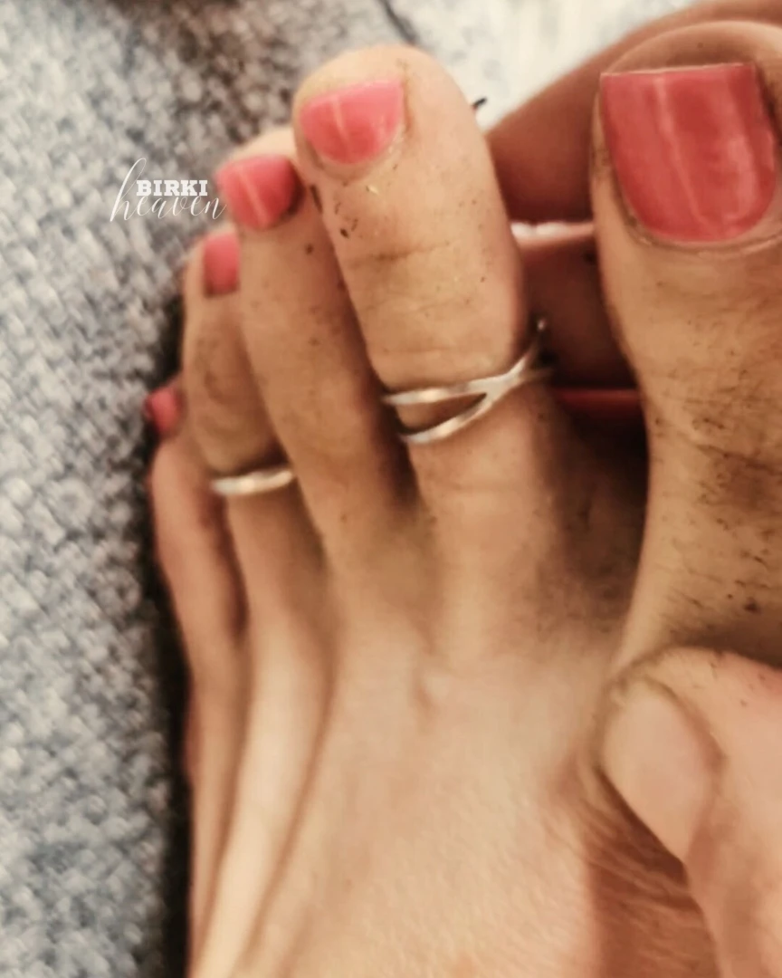 I uploaded a video of my extremely dirty feet yesterday a mixture of part 1 