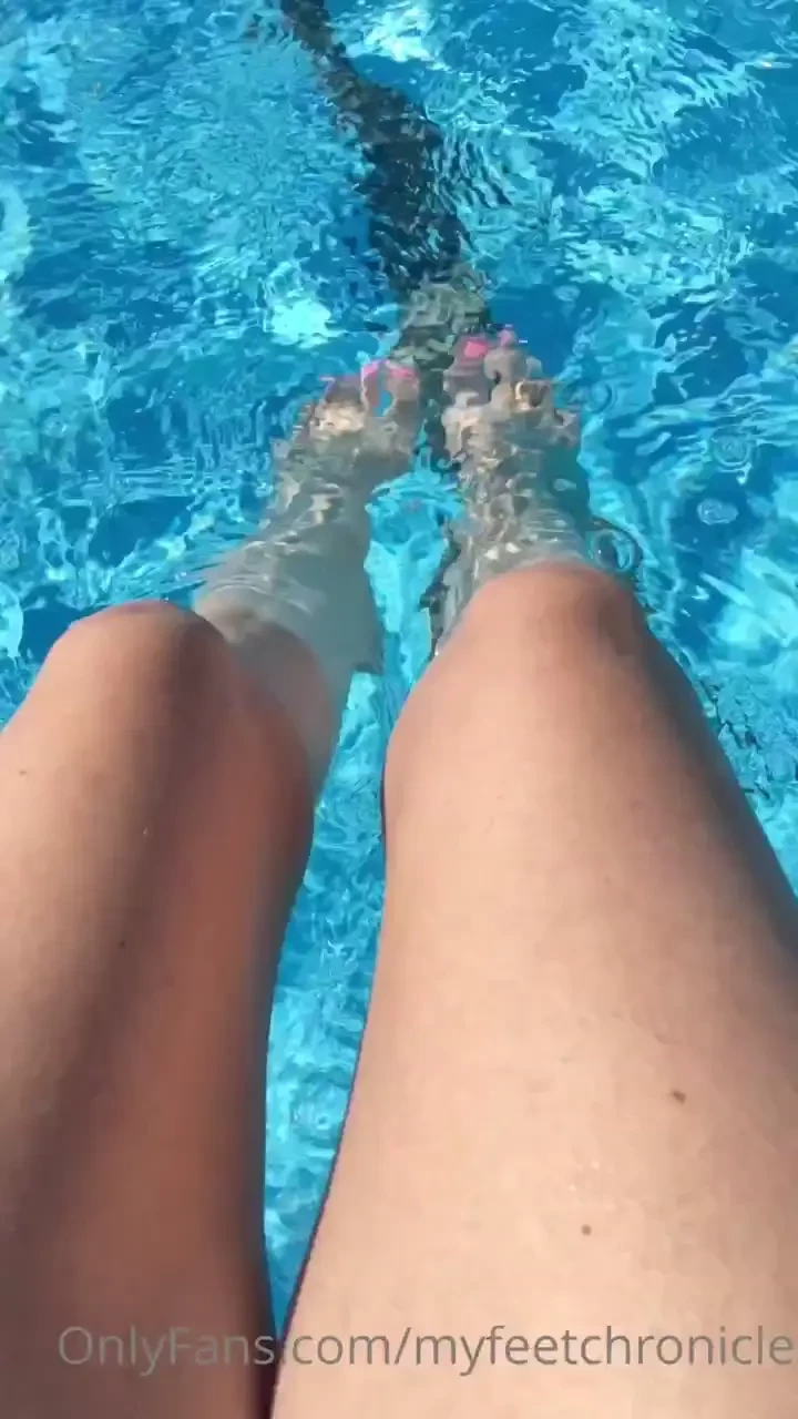 Daddy here it s so hot i m waiting for you at the pool why don t you 