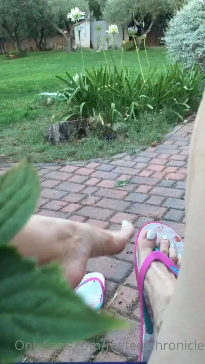 Teasing you a little during my recovery 