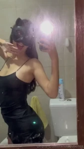 Esta noche soy la due a de la noche y del misterio tonight i am the