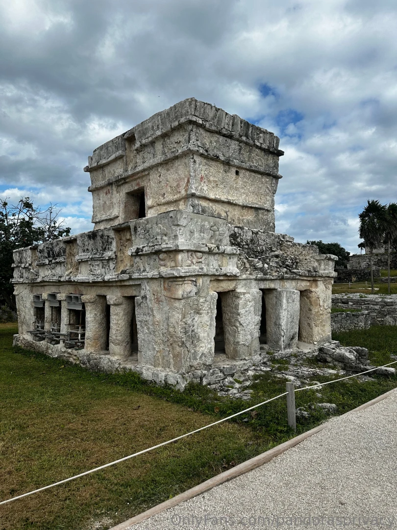I visited the mayan ruins for the first time and it was amazing part 1 