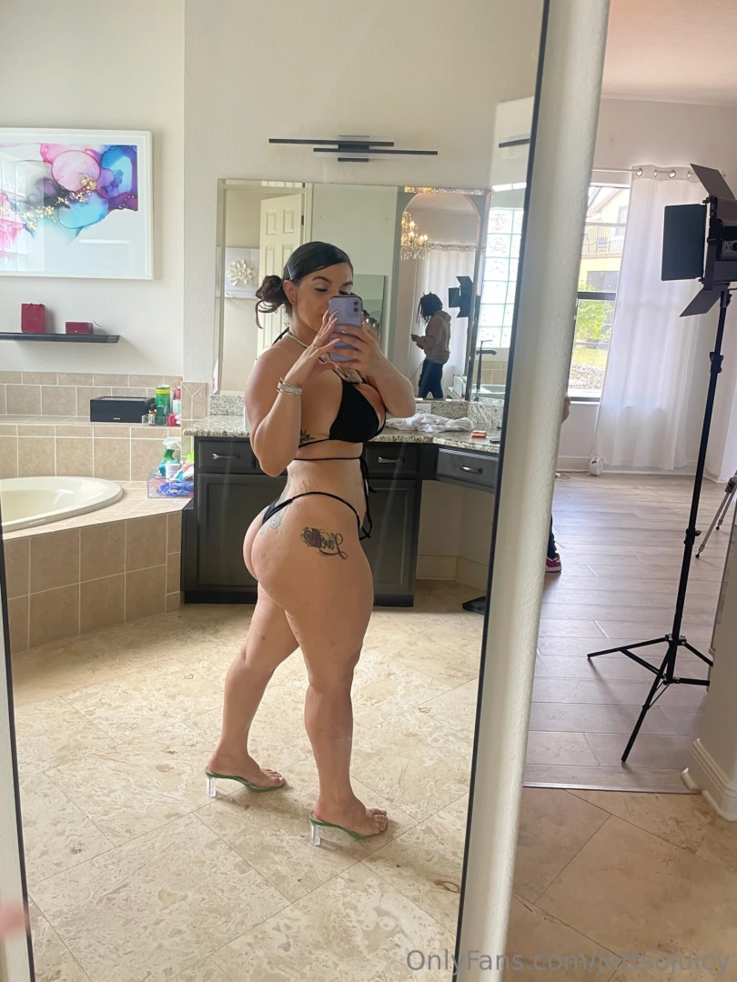 What do we think of this bikini part 3 