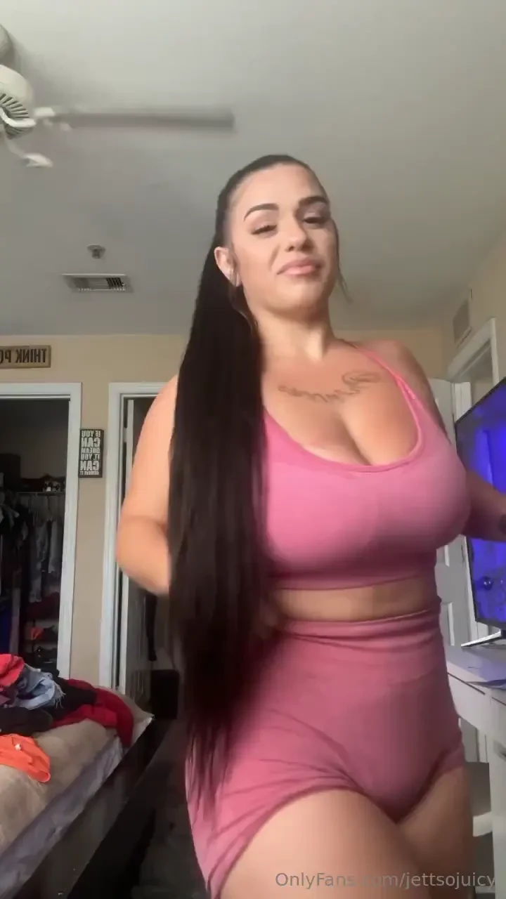 Up late if u wanna dm me 