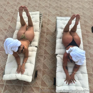 Buns and soles perfect combo