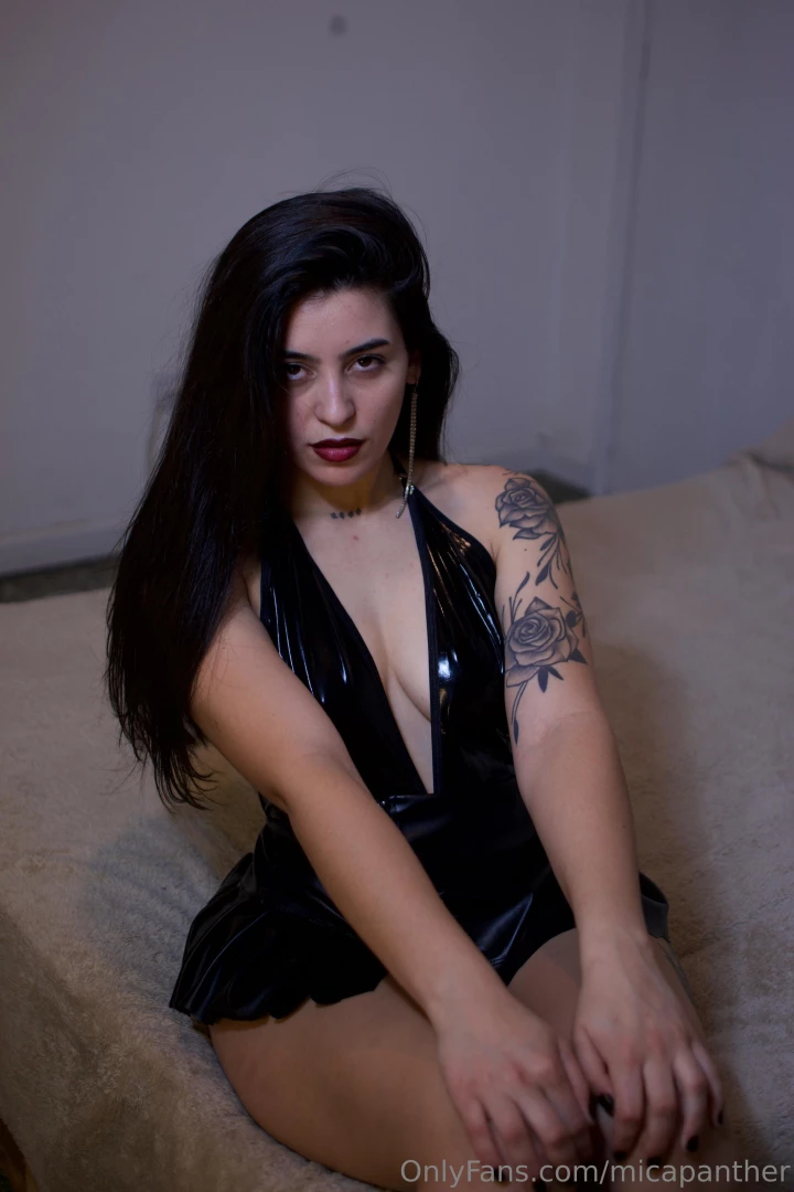 She is my friend jasminelatingoddess a true latin goddess who takes 